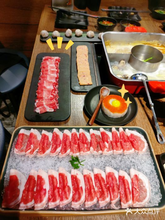 新辣道鱼火锅(世纪金源购物中心店)雪花肥牛图片