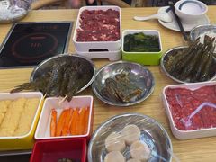 -杨老板·海鲜集市火锅·鲜切牛肉(中防万宝店)