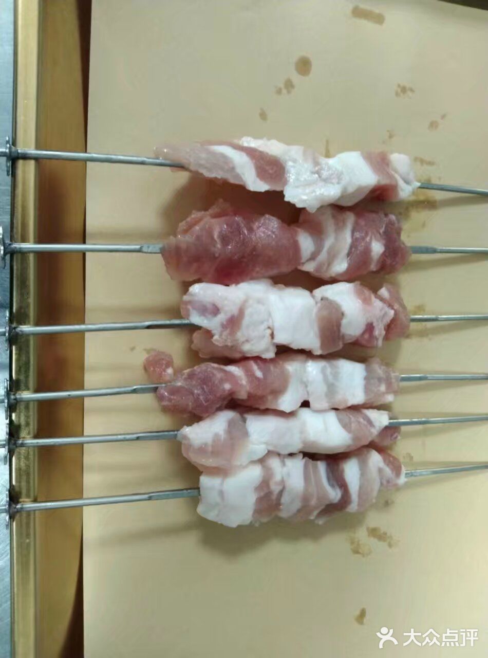 肥肠葱实 我觉得烤肥肠绝对是世界上最好吃的东西