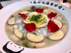美女水果酸菜鱼-江渔儿酸菜鱼(曜一城店)