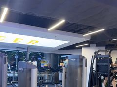 -超鹿运动(达信大厦店)