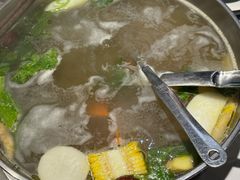 -乡土黄·鲜牛肉火锅·小龙虾(兴业街店)