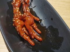 连骨头都不剩的鸡爪-佬肥猫(南翔印象城MEGA店)