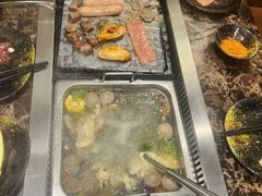 -牛里牛气· 榴莲海鲜鲜牛肉自助火锅·烤肉(横岗店)