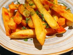 -LESCEDARS Brasserie Bistro香柏树