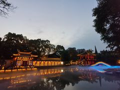 -房湖公园