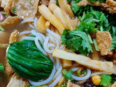 -螺丰汇柳州螺蛳粉(苹果园地铁站F口店)