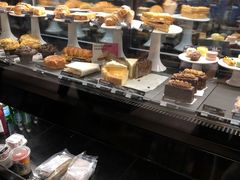 -星巴克(西安曲江银泰店)