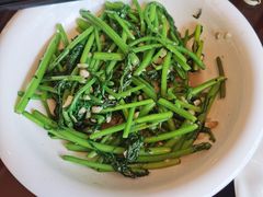 -喜乐餐厅•灯笼虾球首创者•本地小海鲜(二马路店)