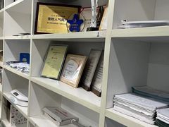 -伟伟宠物医院·CT影像中心·瑞派犬猫综合性门诊(汉口总院)