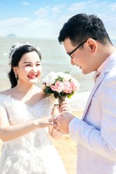 点击看大图 -现代经典婚纱摄影