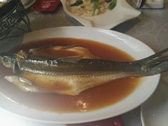 爆腌江白鱼-湖庭壹品鸭王·传统北京烤鸭·别墅私房菜·庭院宵夜(江宁店)