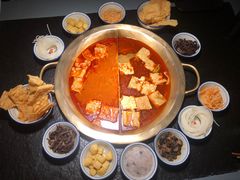 -九鼎轩脆毛肚火锅(南京东路店)