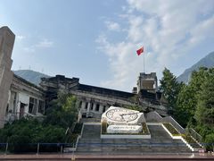 -四川汶川特大地震漩口中学遗址