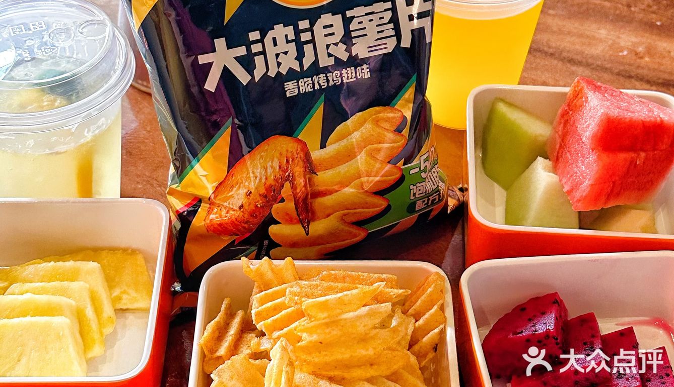 办公室的茶话会，有美团闪购，更惊喜～  