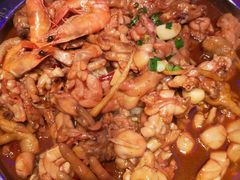 牛蛙煲-胖哥俩肉蟹煲(世茂国际广场店)