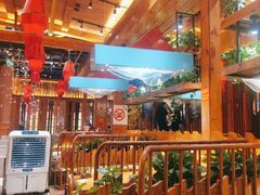 -老滇山寨•云南特色菜•地方菜•民族风情歌舞表演(经开区店)