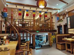 -青瓦餐厅·生鱼片·韩园烤肉(西塔店)