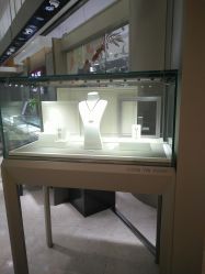 -周大福 CHOW TAI FOOK(新世界百货崇文店)