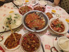 -堂瓦里·33年传统赣菜(第一街区店)