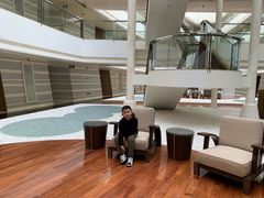 -上海滴水湖皇冠假日酒店