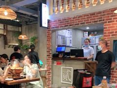 大堂-炉小二铜锅牛蛙•川湘菜(三里屯店)