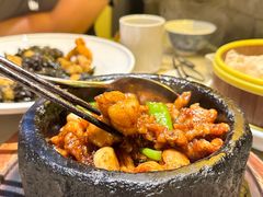 石锅杭椒牛蛙-桂满陇天书(南京德基旗舰店)