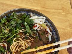 -牛师傅牛肉面(尚隆路店)