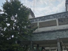 -四川汶川特大地震漩口中学遗址