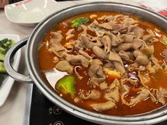 -彭记铁锅肥肠(东四总店)