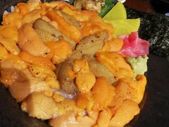 三色海胆饭-魔丼屋(日月光店)