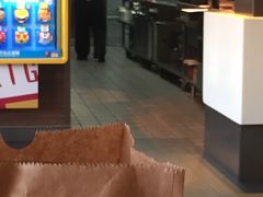 -麦当劳(哈西万达店)