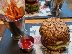 -FAT COW(虹梅路店)