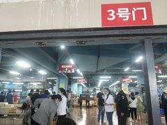 门面-渔人湾码头海鲜市场负二楼