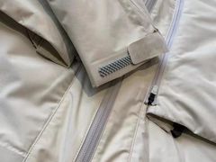 -迪桑特DESCENTE(北京三里屯BLANC店)