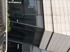 -星巴克(七宝领展广场1F店)