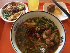 -顺溜·手工刀削面·黑金店(铜锣湾店)
