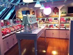-4iNLOOK美瞳店(上海日月光中岛店)