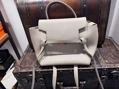 -小飞侠奢侈品回收 寄卖 养护(宝山宝龙广场店)