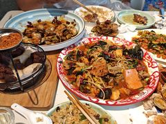 -嗨辣小聚·盘锦河蟹·海鲜烧烤龙虾(盘锦十年好店)