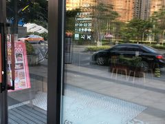 -必胜客(阿罗海店)