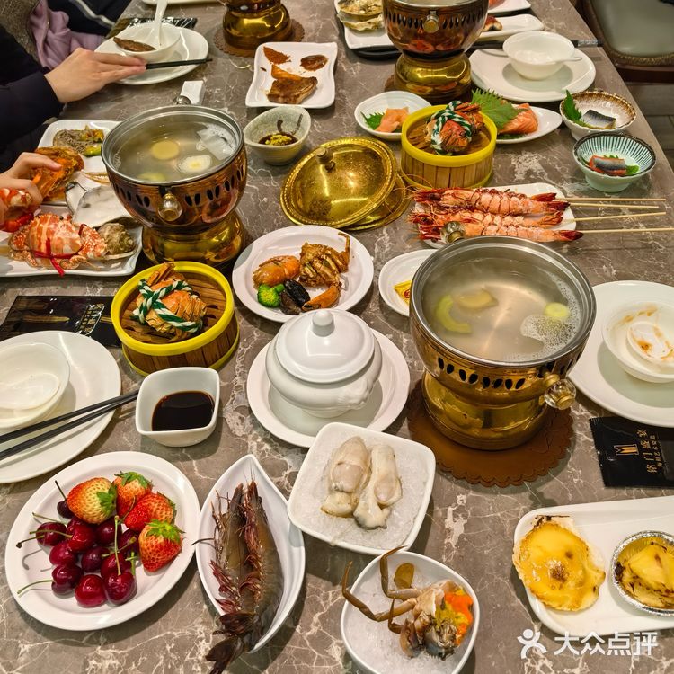 深圳最奢侈的海鲜自助！！帝王蟹小青龙海鲜畅吃