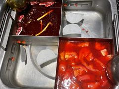 -海底捞火锅鲜切牛肉主题店(长寿路店)