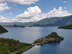 -泸沽湖里格半岛