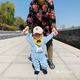 天很蓝，云很白，水很清，你很棒！