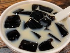 -蚝美人·生蚝海鲜烧烤(茶花园店)