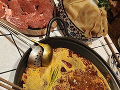 -旧街市鲜货老火锅(大光路店)