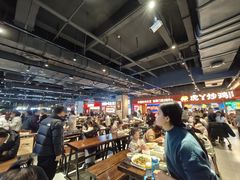 -胖东来生活广场(健康路店)
