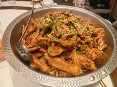 经典中翅鸭爪爪-张大师鸭爪爪特色干锅(南湖店)