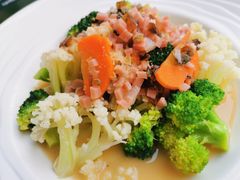 双色花菜-顶特勒·黄鱼馆·特色菜(上海大世界店)